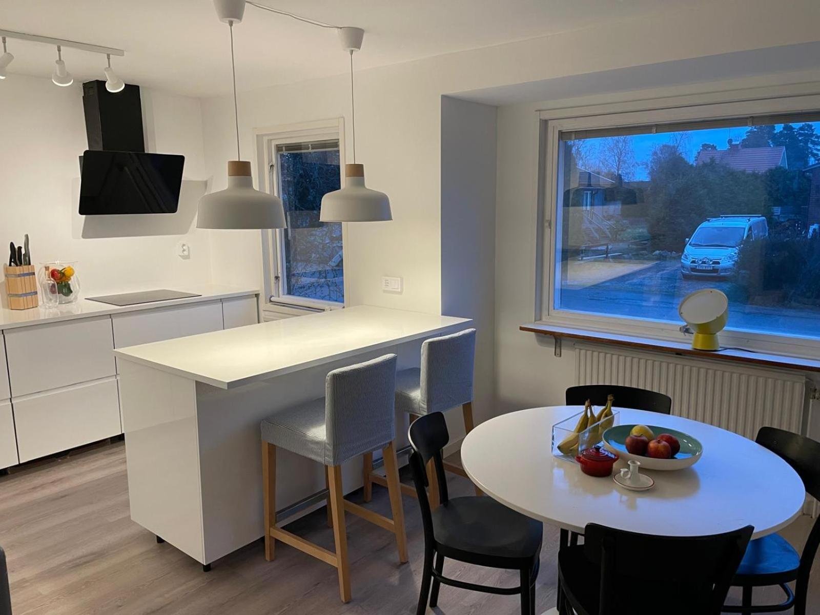 Modern 3 Bed Rooms In Almhult Close To Vaxjo Airport Extérieur photo